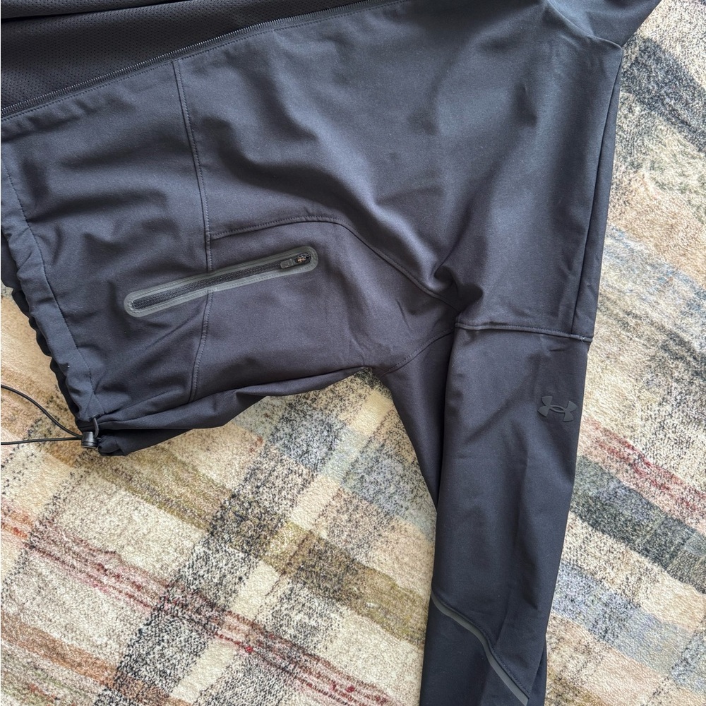 Underarmour unstoppable jacket (cropped women’s) - Picture 3 of 5